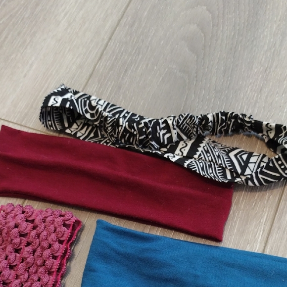 Assorted Women's Headbands Set - Picture 8 of 10